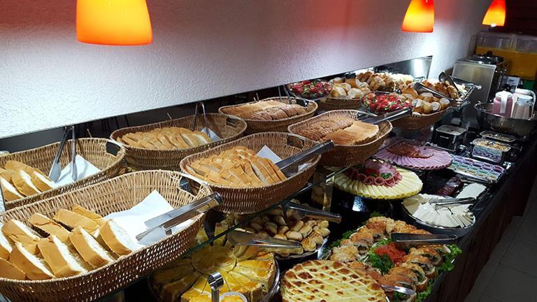 Roma'S Hotel أومواراما المظهر الخارجي الصورة
